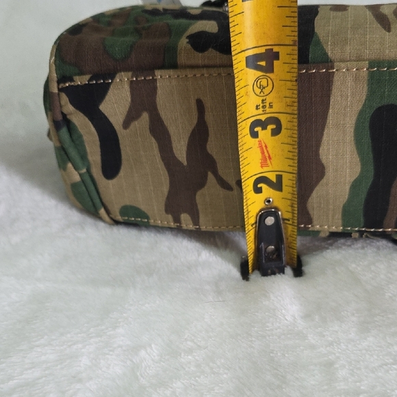 Small Camo Green and Brown Shoulder Bag - Picture 6 of 8